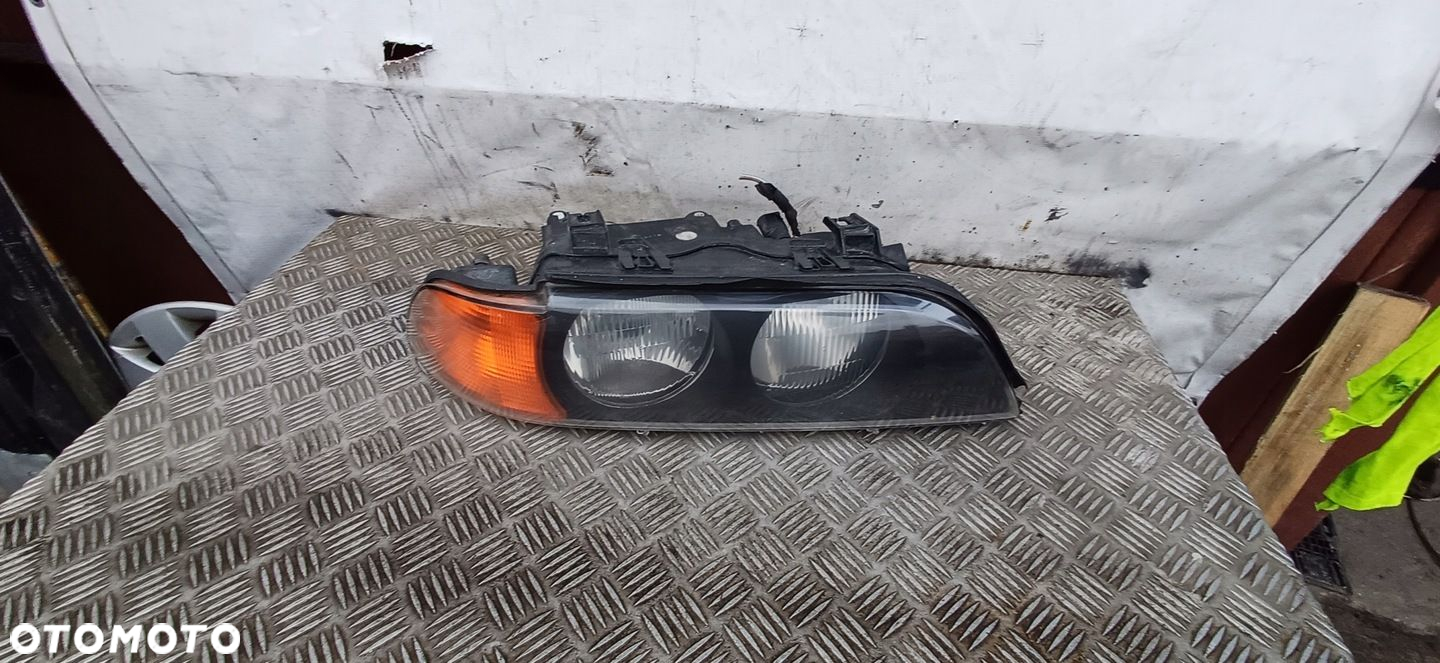 BMW 5 E39 LAMPA PRZÓD PRAWA H7 ZWYKŁA - 3