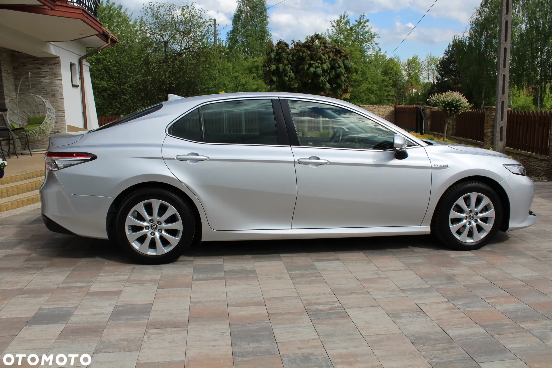 Toyota Camry 2.5 Hybrid Comfort CVT - 4