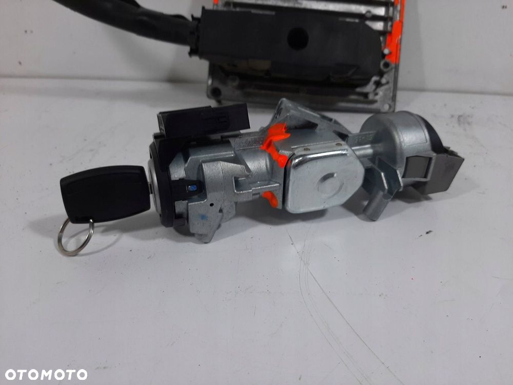 FORD FOCUS MK2 1.4 16V 06R STEROWNIK SILNIKA ZESTAW SIEMENS 5M51-12A650-GD - 7