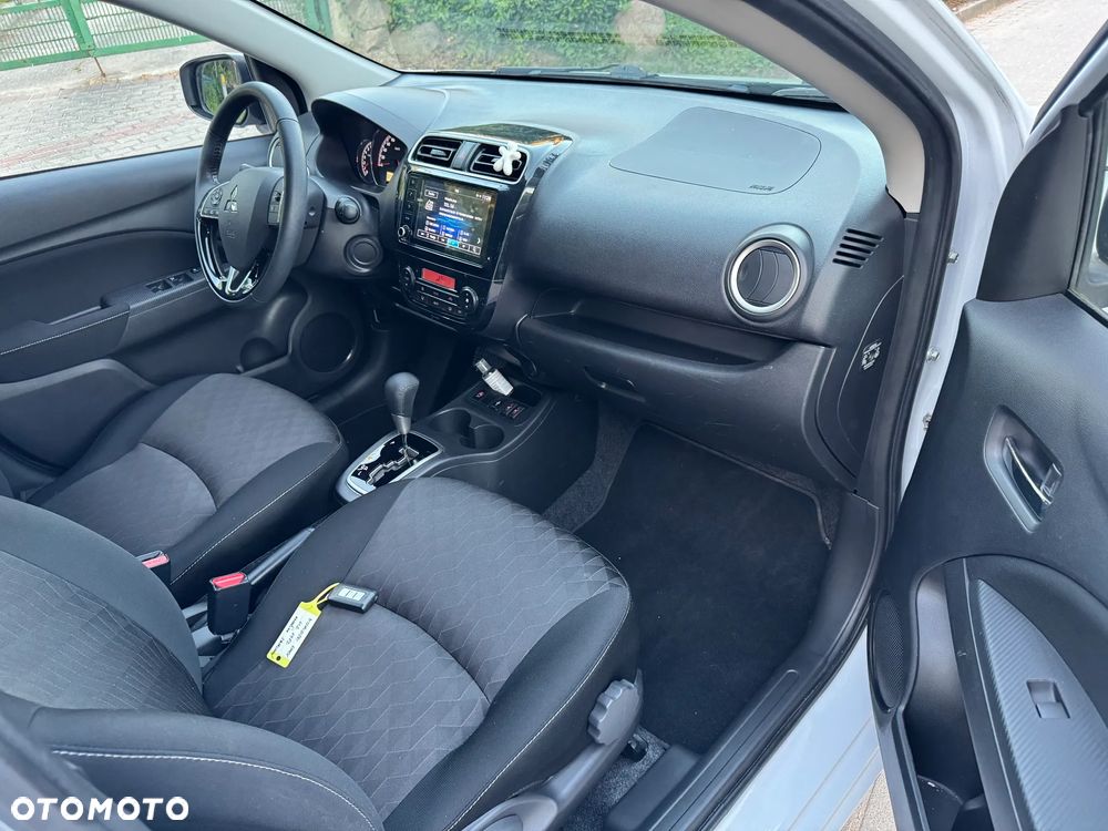 Mitsubishi Space Star AS&G 1.2 CVT Top - 9