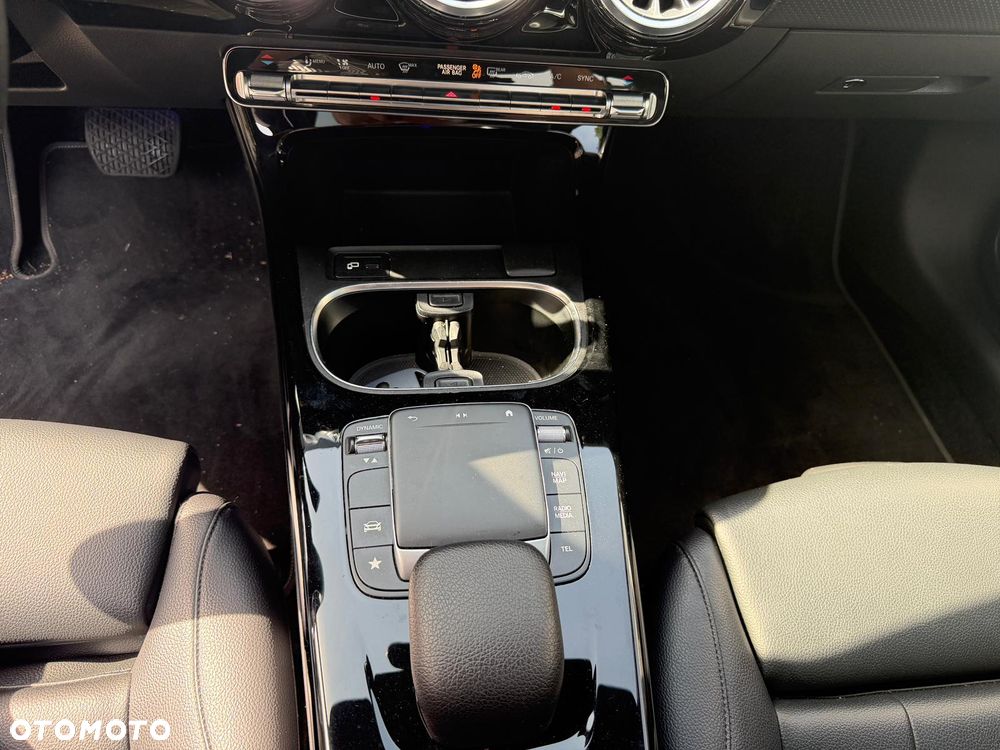 Mercedes-Benz CLA 250 7G-DCT Edition 2021 - 12