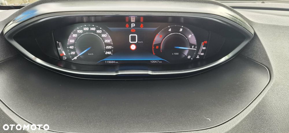 Peugeot 3008 1.5 BlueHDi Active S&S EAT8 - 6