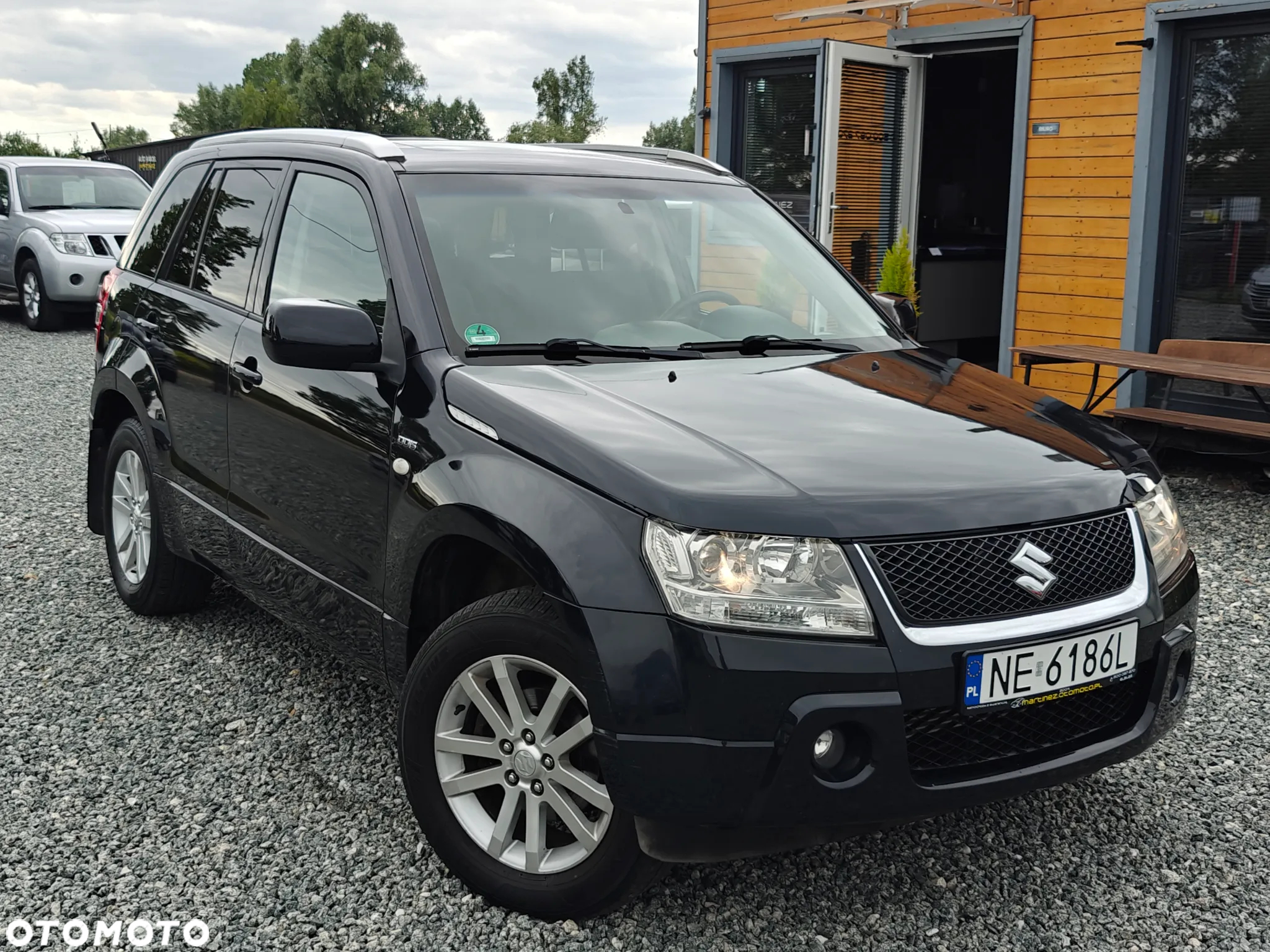 Suzuki Grand Vitara 1.9 DDiS Premium - 2