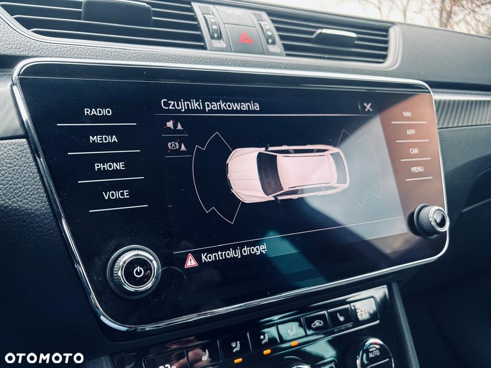 Skoda Superb 2.0 TDI SCR 4x4 Sportline DSG - 31