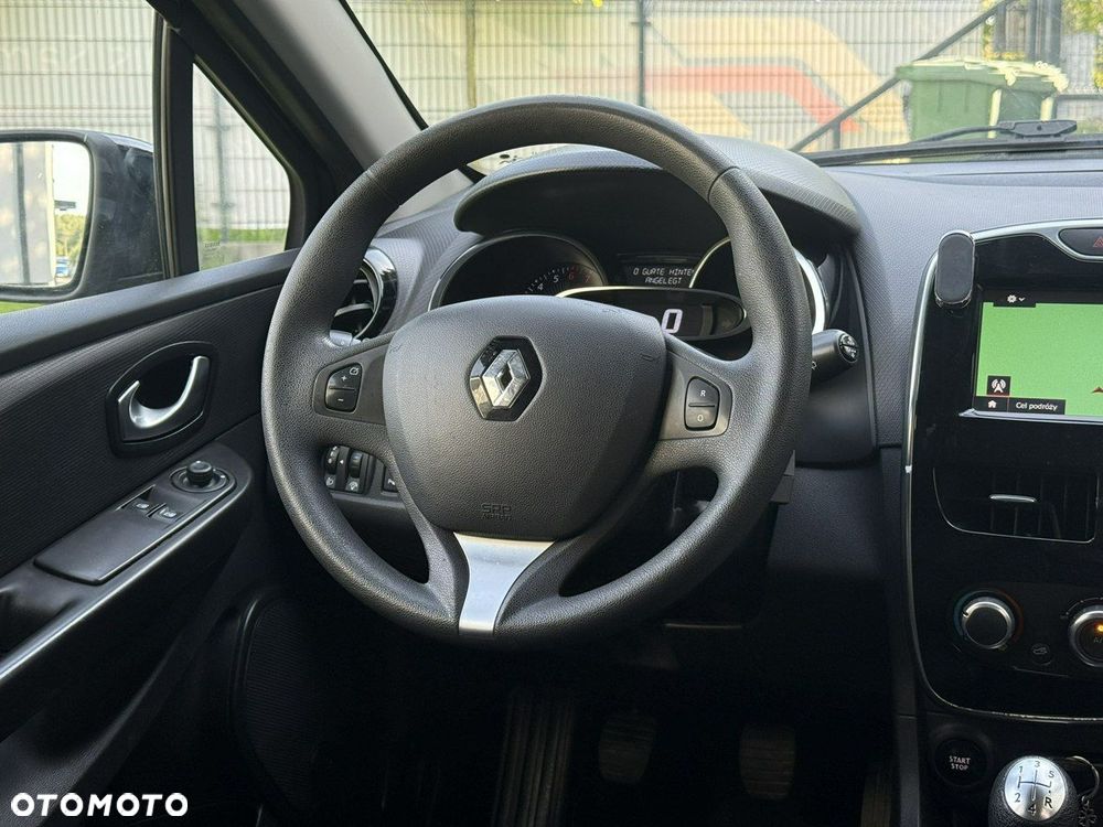 Renault Clio - 12