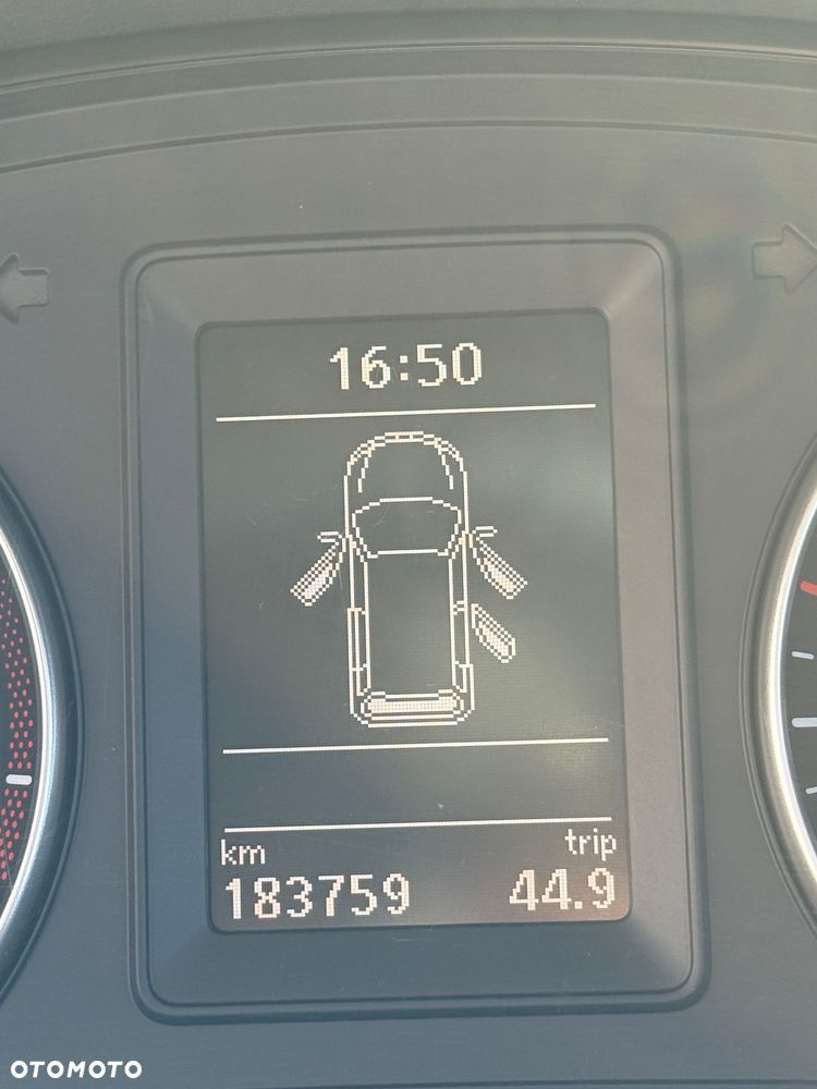 Volkswagen Touran 1.4 TSI United - 14