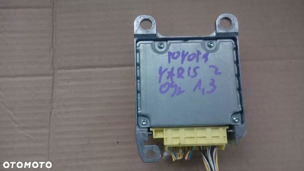 SENSOR PODUSZEK AIRBAG 89170-0D490 YARIS II 1.3 - 3