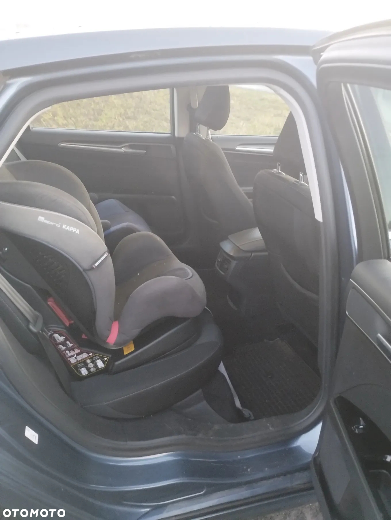 Ford Mondeo 2.0 TDCi Titanium PowerShift - 11