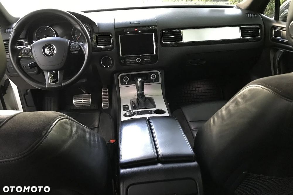 Volkswagen Touareg 3.0 V6 TDI BMT - 10