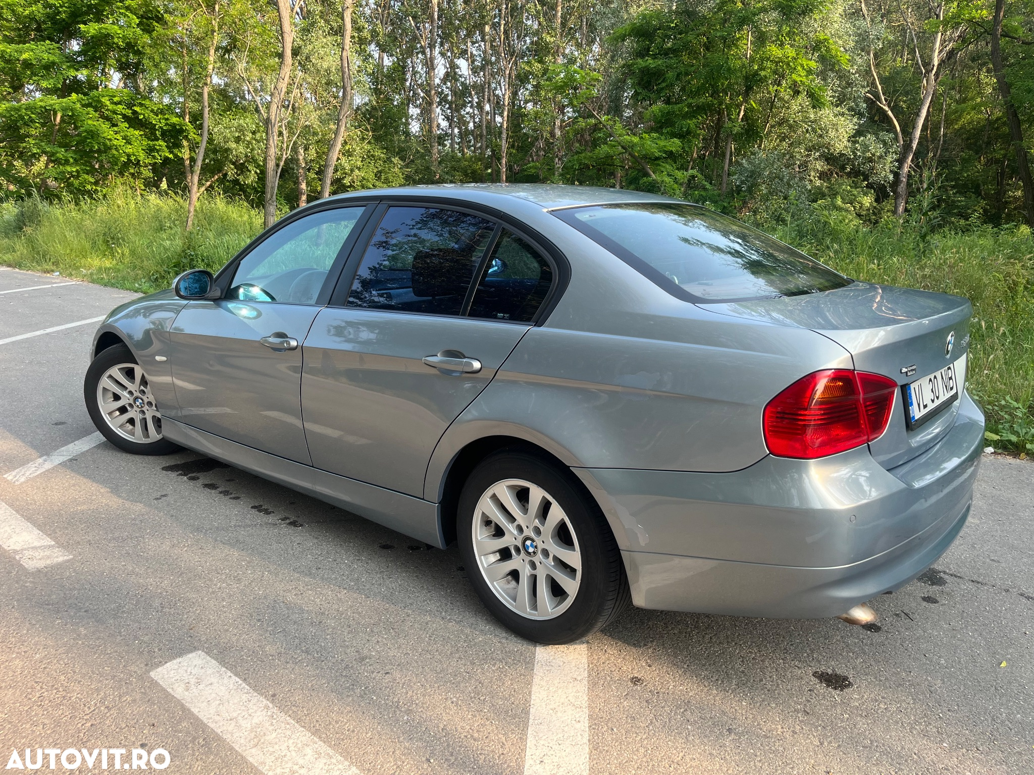 BMW Seria 3 320d - 4