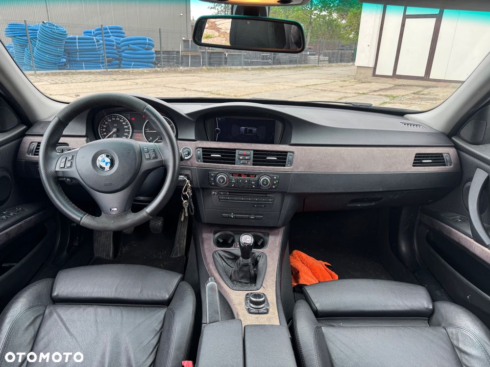 BMW Seria 3 320d - 6
