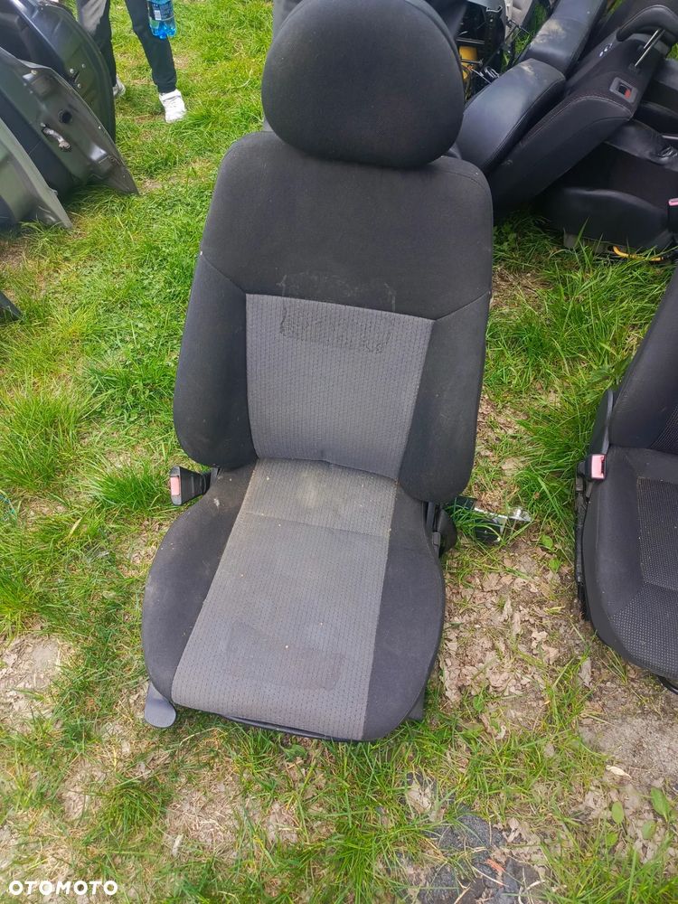 FOTEL KIEROWCY MERIVA - 2