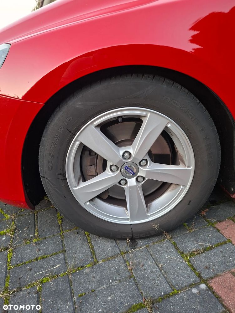 Volvo V40 D3 Momentum - 8