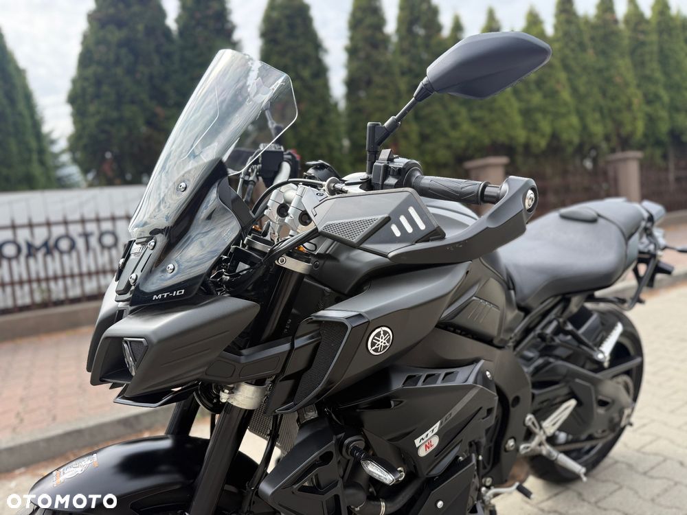 Yamaha MT - 28