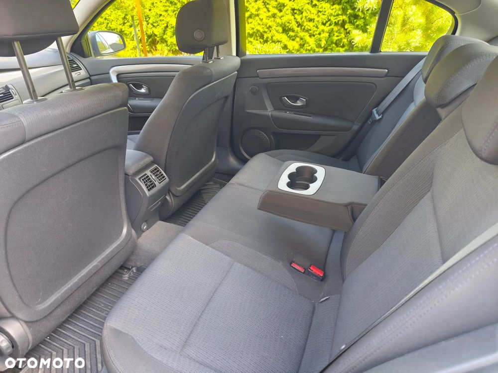 Renault Laguna 2.0 dCi Tech Run ESM - 7