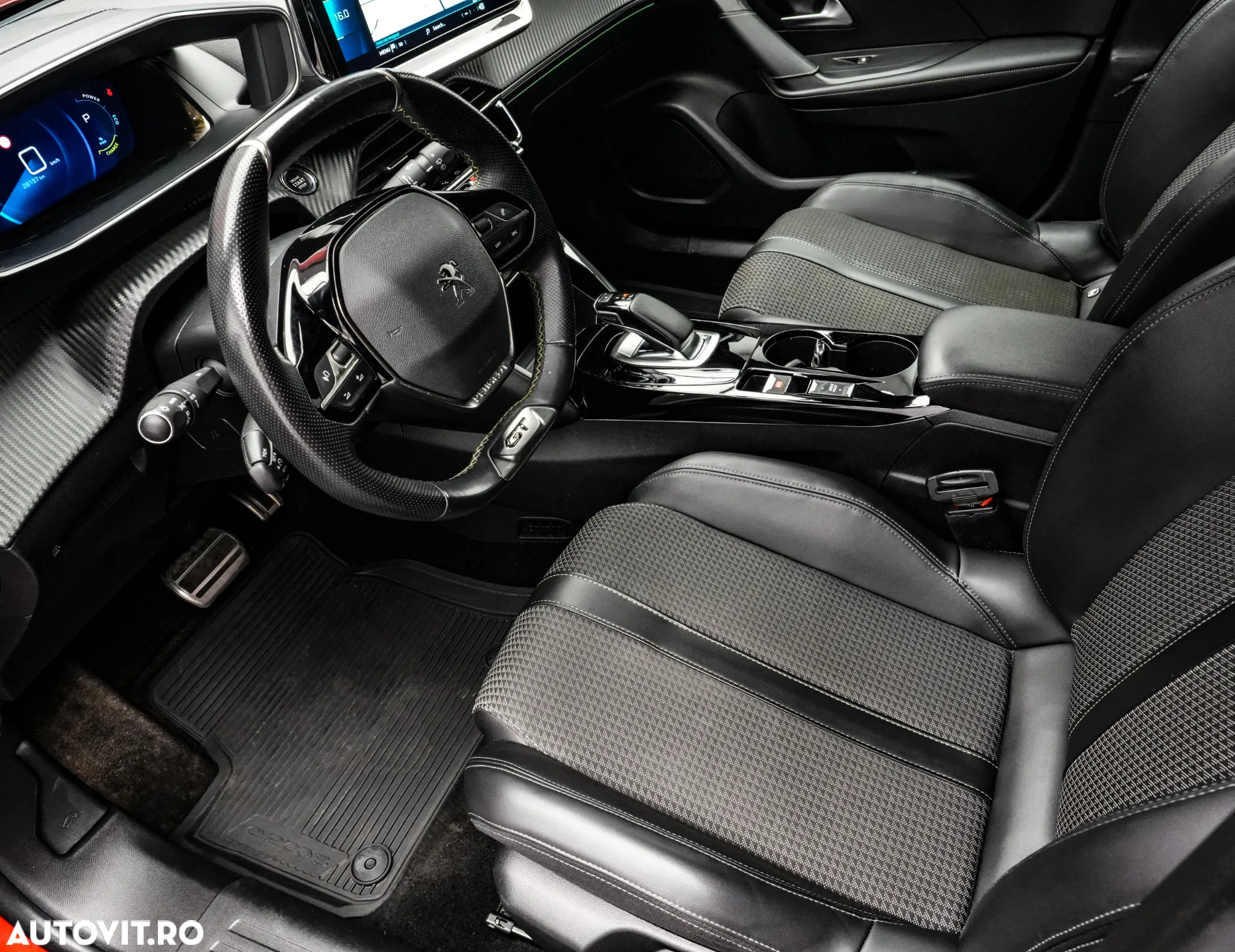 Peugeot 2008 e-2008 54 kWh GT - 8