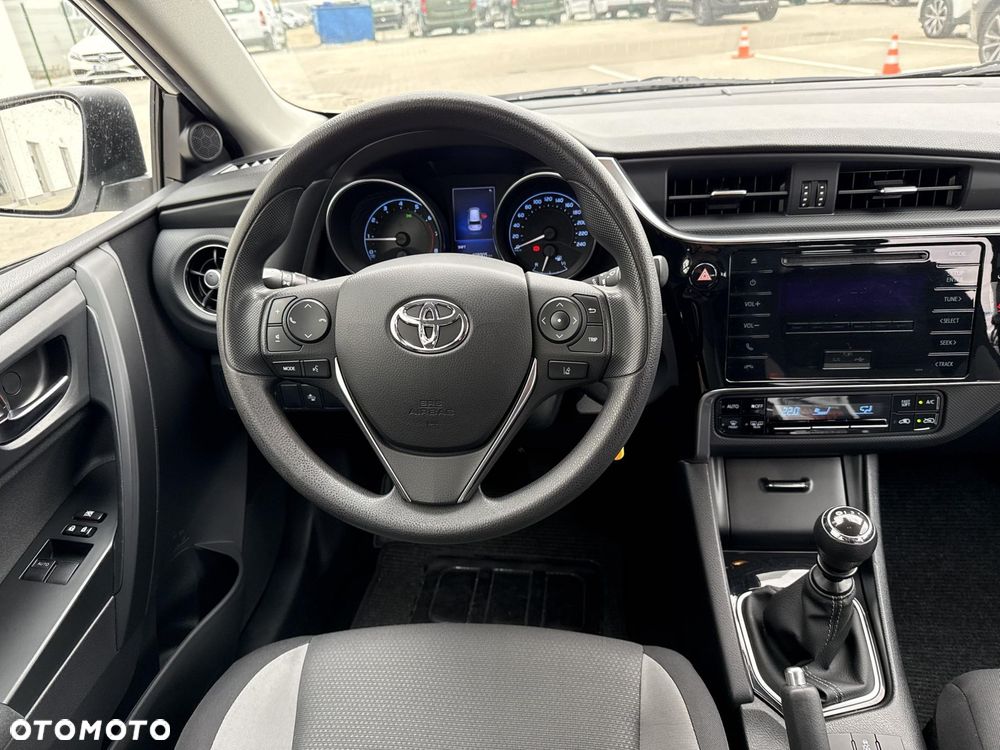 Toyota Auris 1.33 VVT-i Active - 10