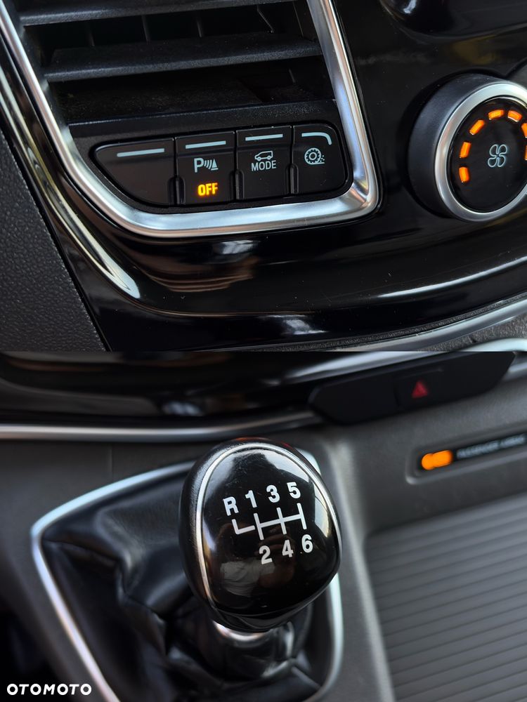 Ford Tourneo Custom 320 L2H1 VA Titanium X - 28