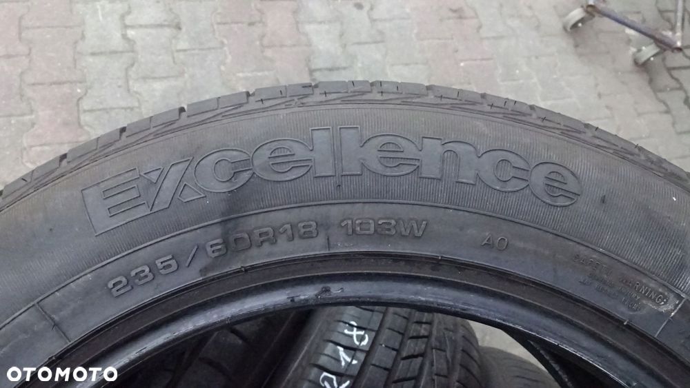 Opony letnie 235/60R18 Goodyear Excellence 103W - 8