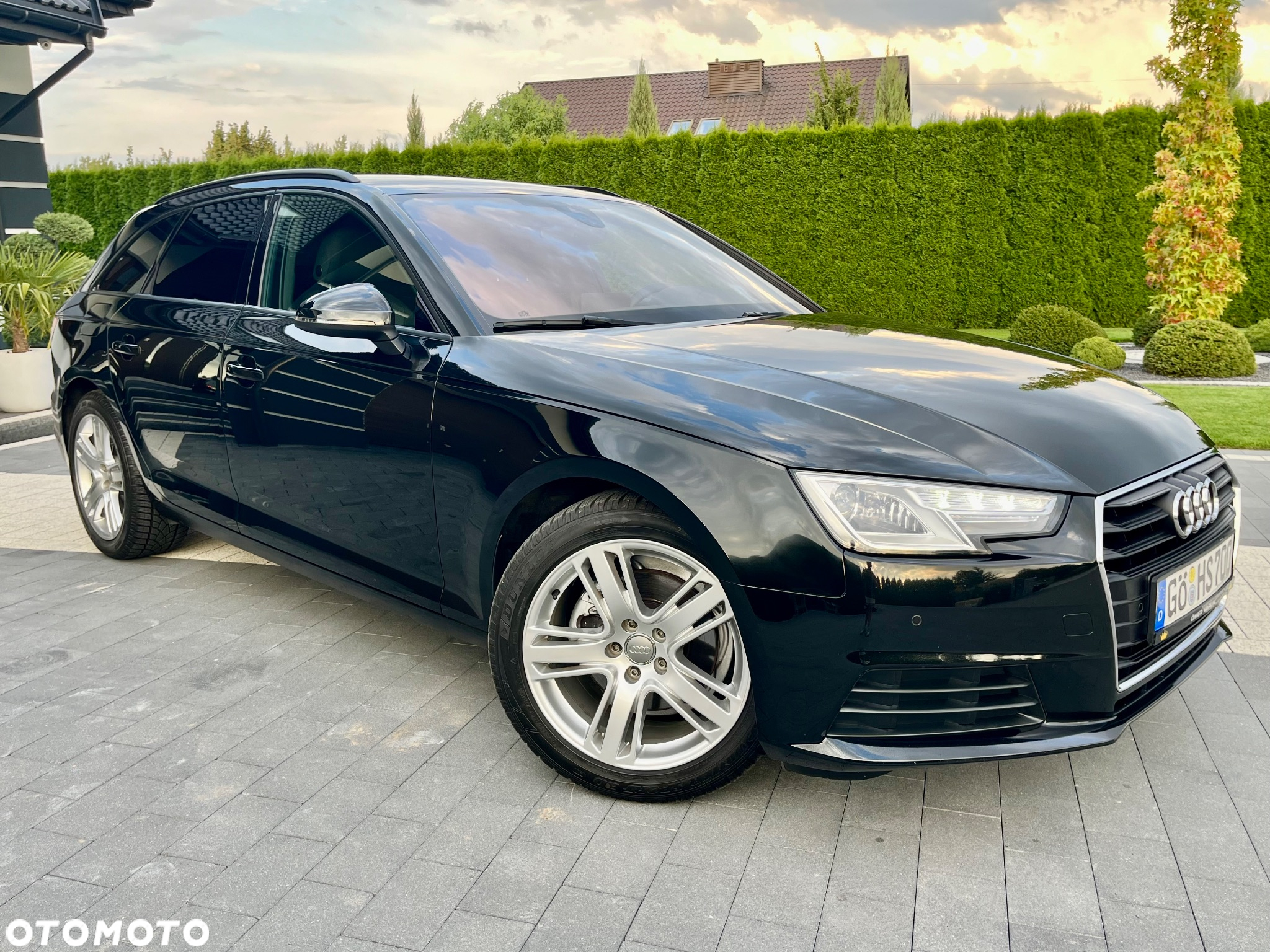 Audi A4 Avant 2.0 TDI Design S tronic - 19