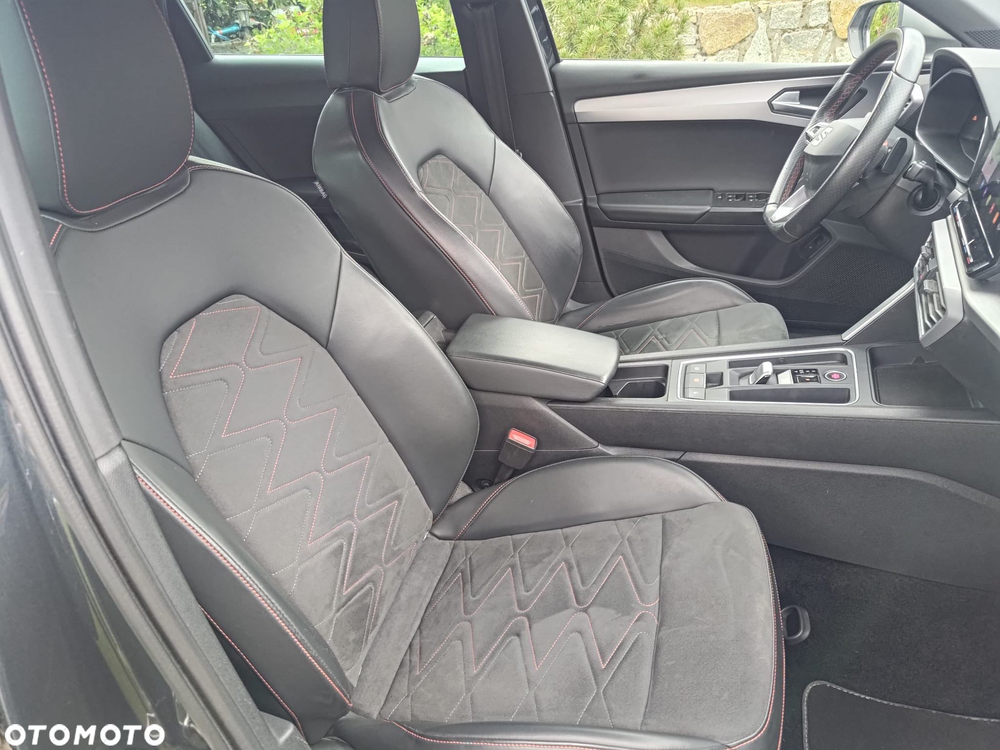 Seat Leon 2.0 TDI DPF Ecomotive DSG FR - 9