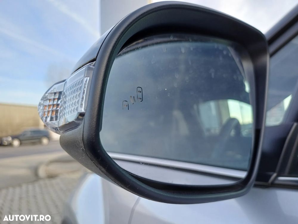 Toyota C-HR 2.0 HSD 184 CP 4x2 CVT Style - 19