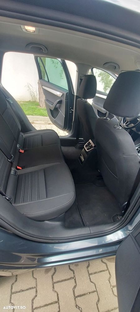 Skoda Octavia 1.6 TDI DSG Ambition - 17