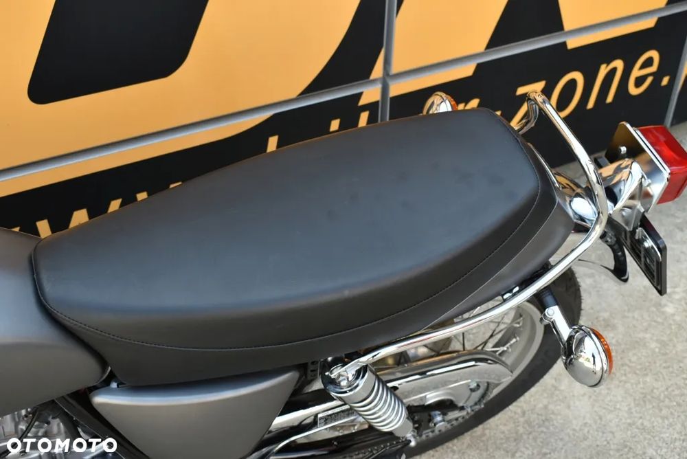 Yamaha SR - 13