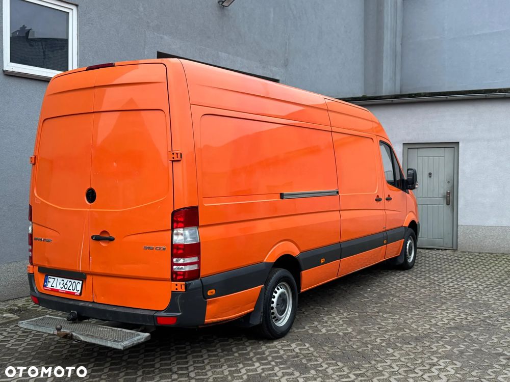 Mercedes-Benz Sprinter - 3