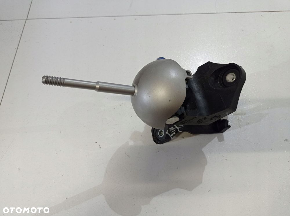 HONDA CIVIC VIII UFO 1.4 WYBIERAK ZMIANY BIEGÓW - 1