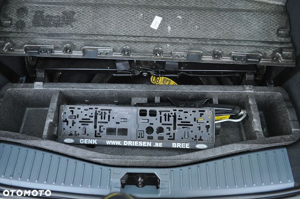 Ford Grand C-MAX 1.6 TDCi Titanium - 23