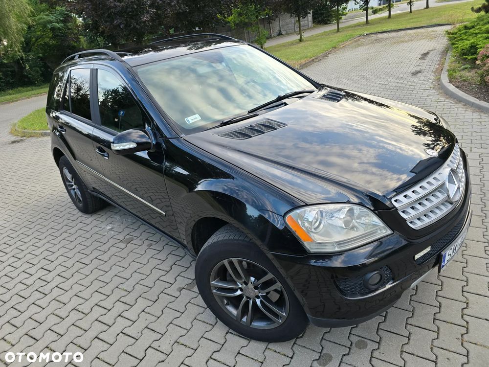 Mercedes-Benz ML 350 4-Matic - 30