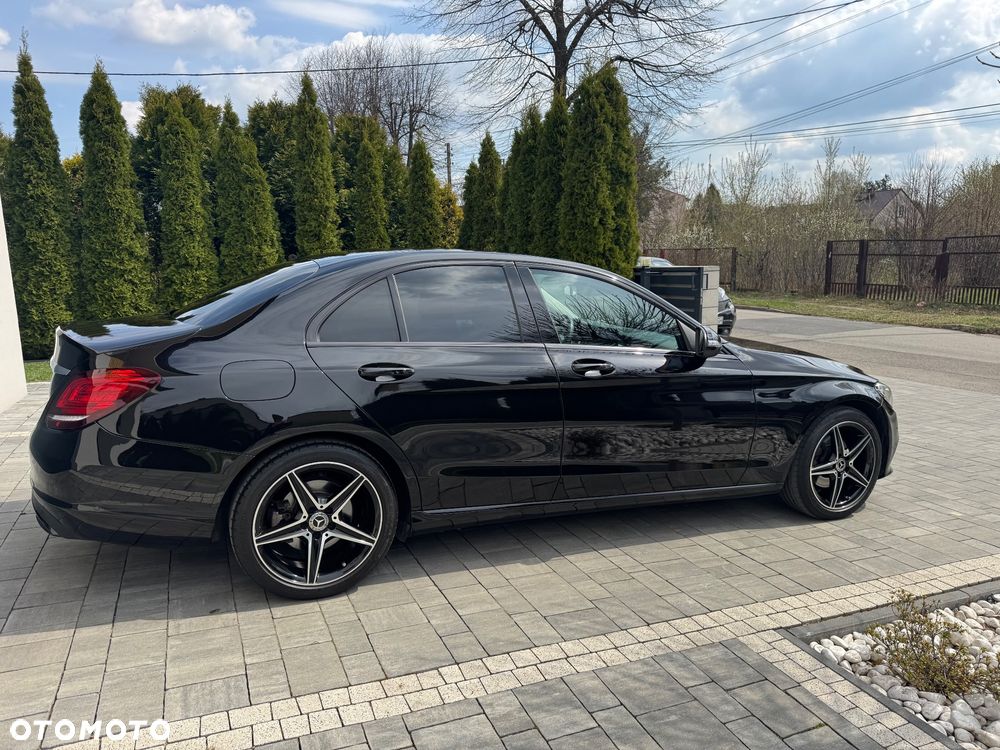 Mercedes-Benz Klasa C 220 d 9G-TRONIC - 10