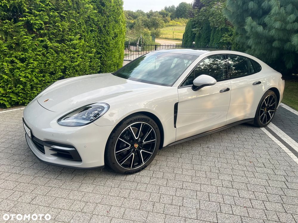 Porsche Panamera Standard - 7