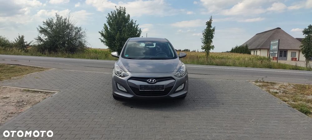 Hyundai i30 1.4 Fifa World Cup Edition - 8
