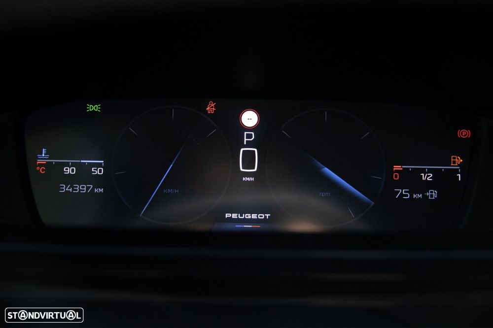 Peugeot 408 1.2 PureTech Allure Pack EAT8 - 11