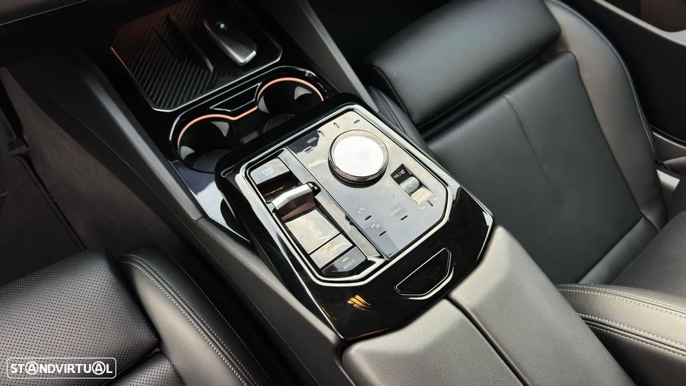 BMW i5 eDrive40 - 37