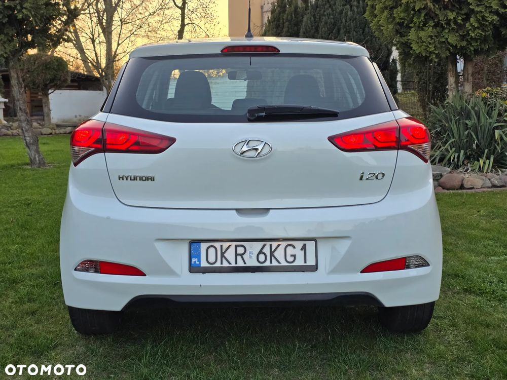 Hyundai i20 1.1 CRDi Classic + - 6