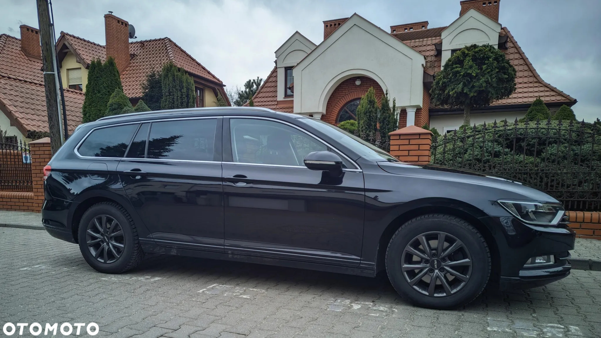 Volkswagen Passat Variant 2.0 TDI DSG (BlueMotion Technology) Comfortline - 14