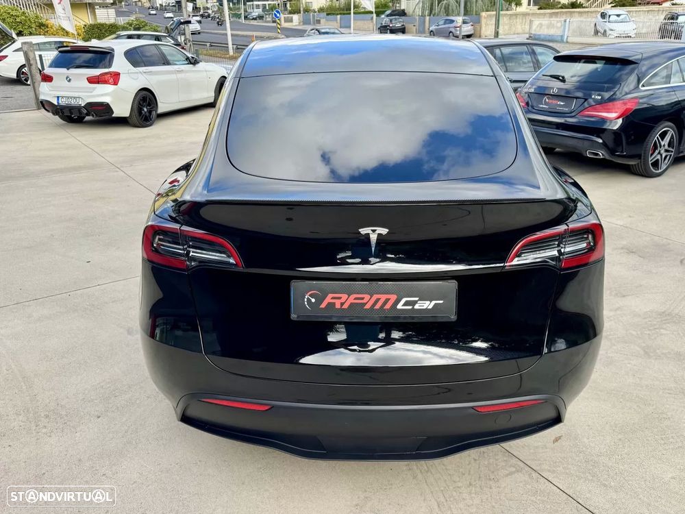 Tesla Model Y Long-Range RWD - 14