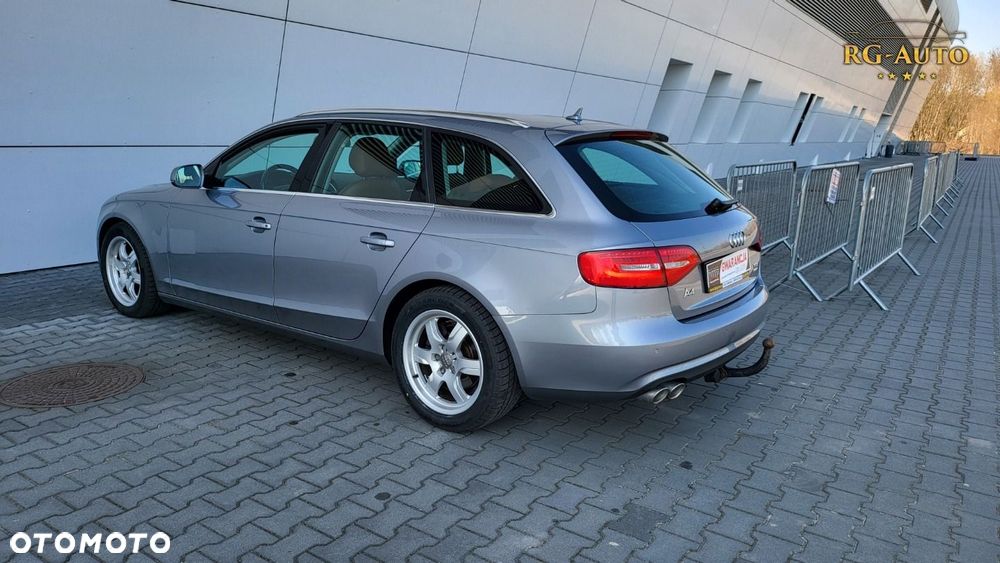 Audi A4 Avant - 13