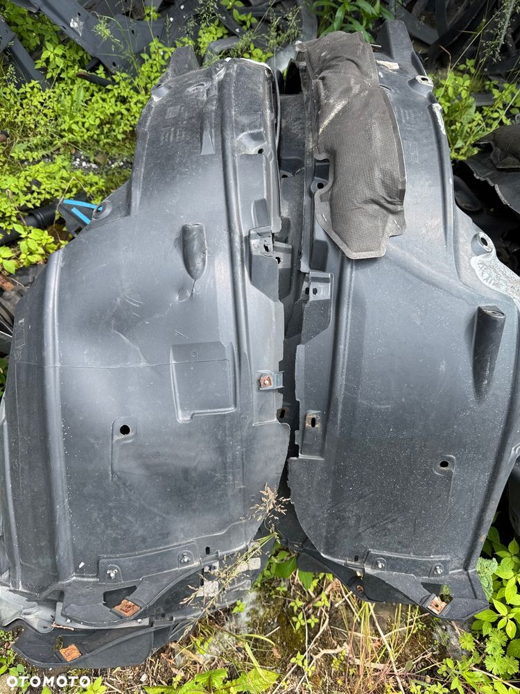 Honda Cr-v III nadkole przód