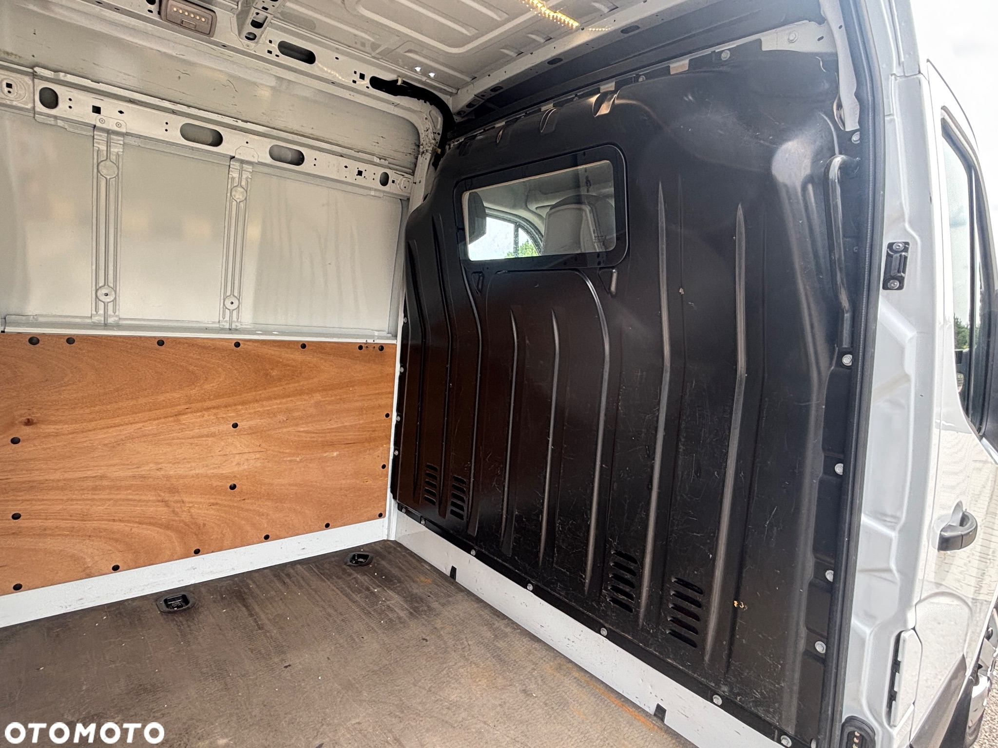 Opel Movano - 32