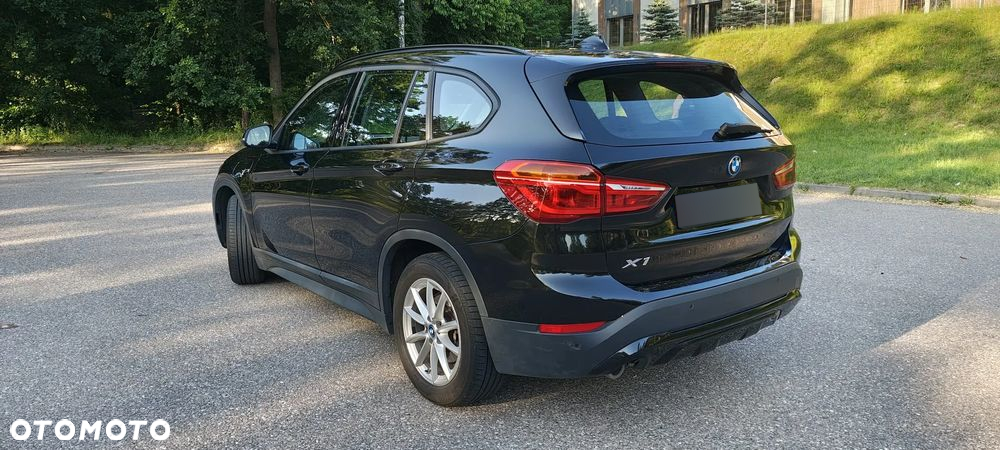 BMW X1 xDrive25e Advantage - 4