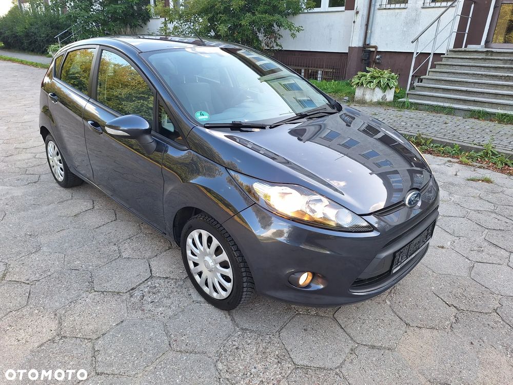 Ford Fiesta 1.25 Celebration - 15