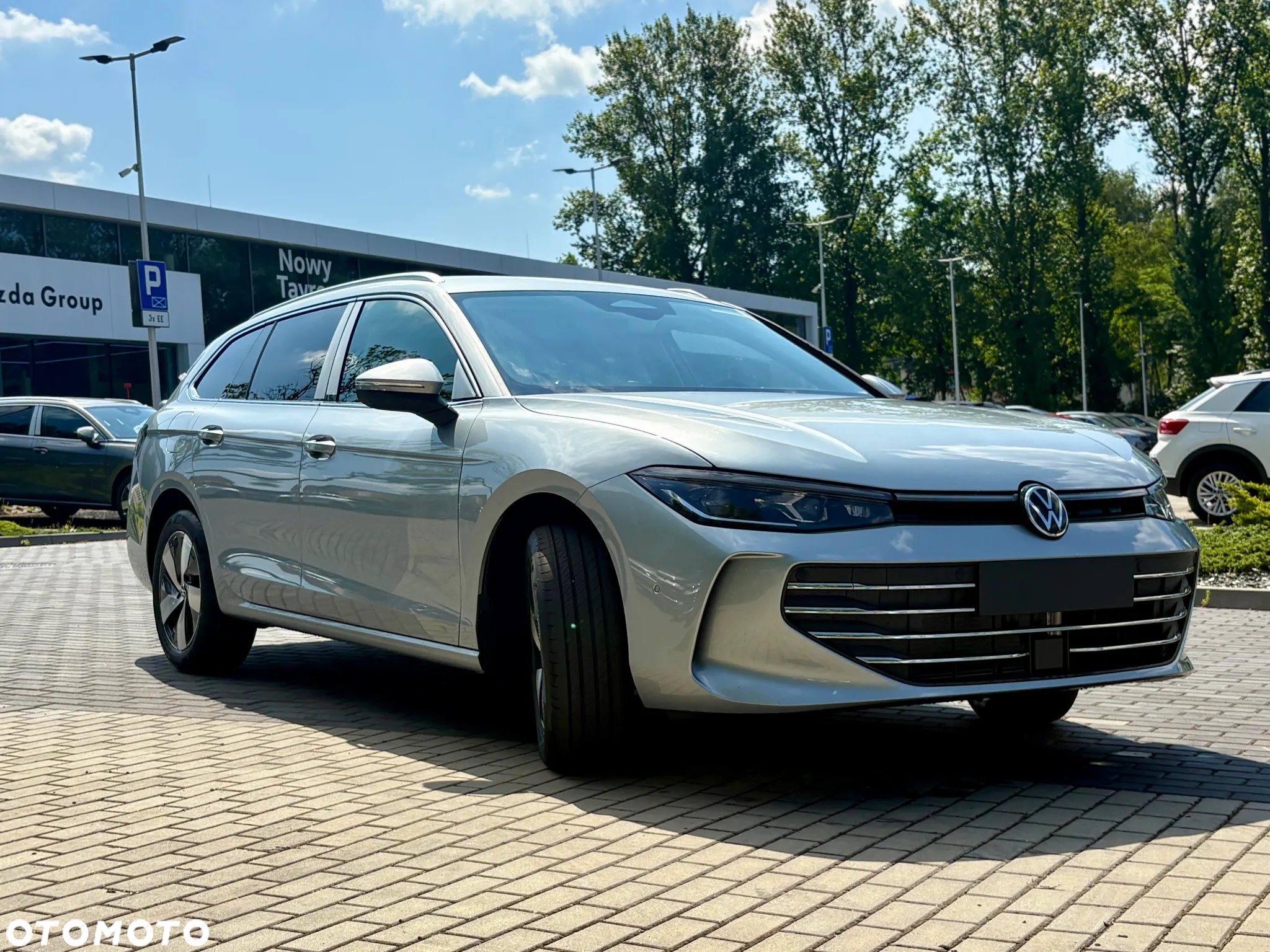 Volkswagen Passat 1.5 TSI ACT mHEV Business Plus DSG - 11
