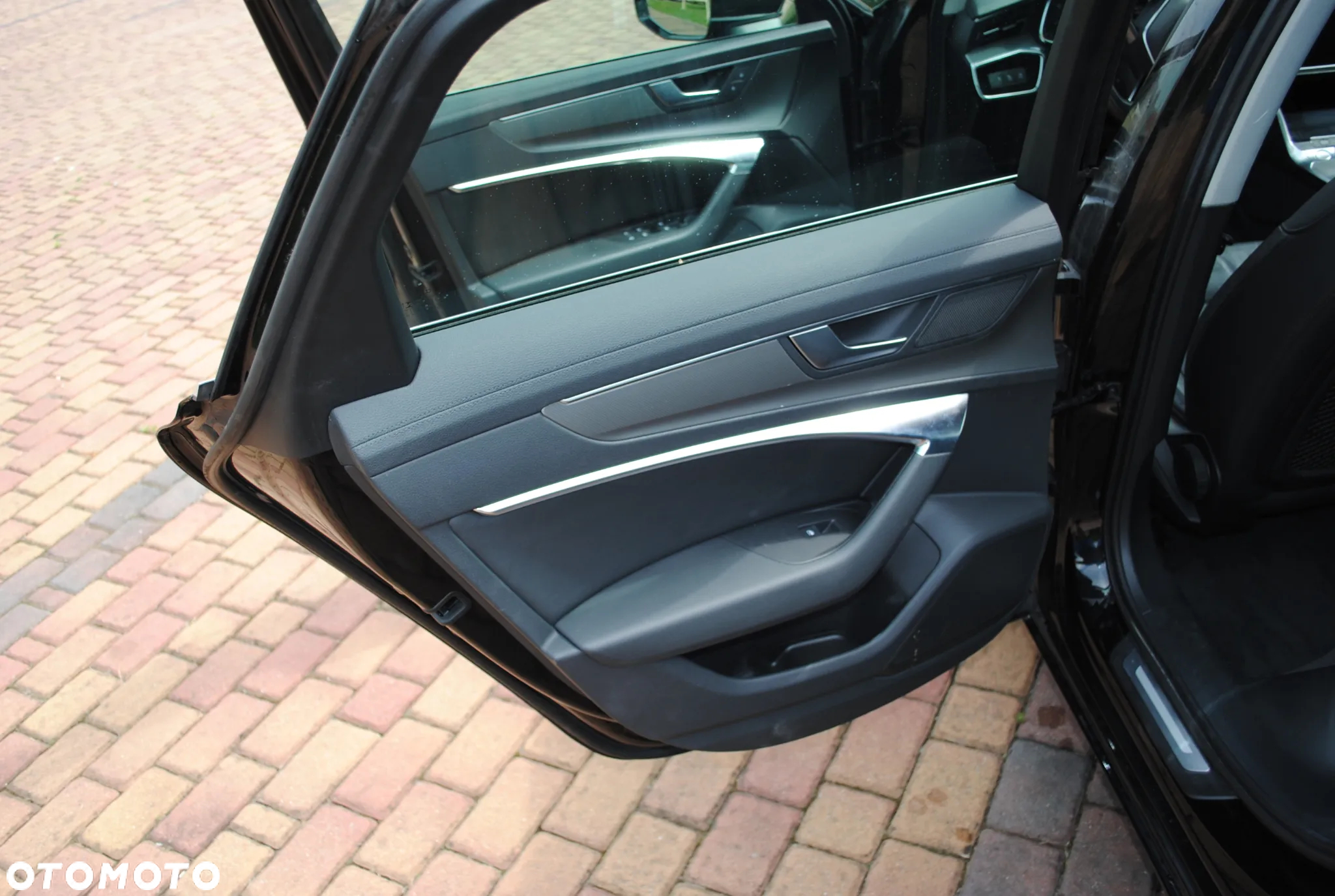 Audi A6 Avant 45 TDI quattro S tronic advanced - 33