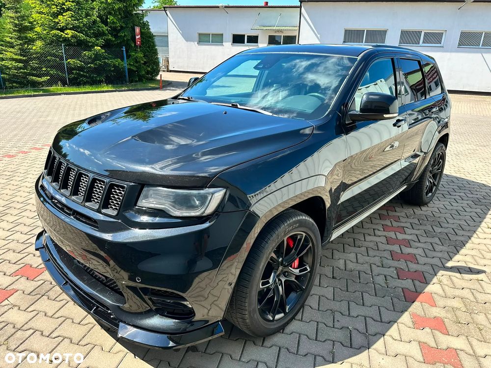 Jeep Grand Cherokee SRT8 - 1