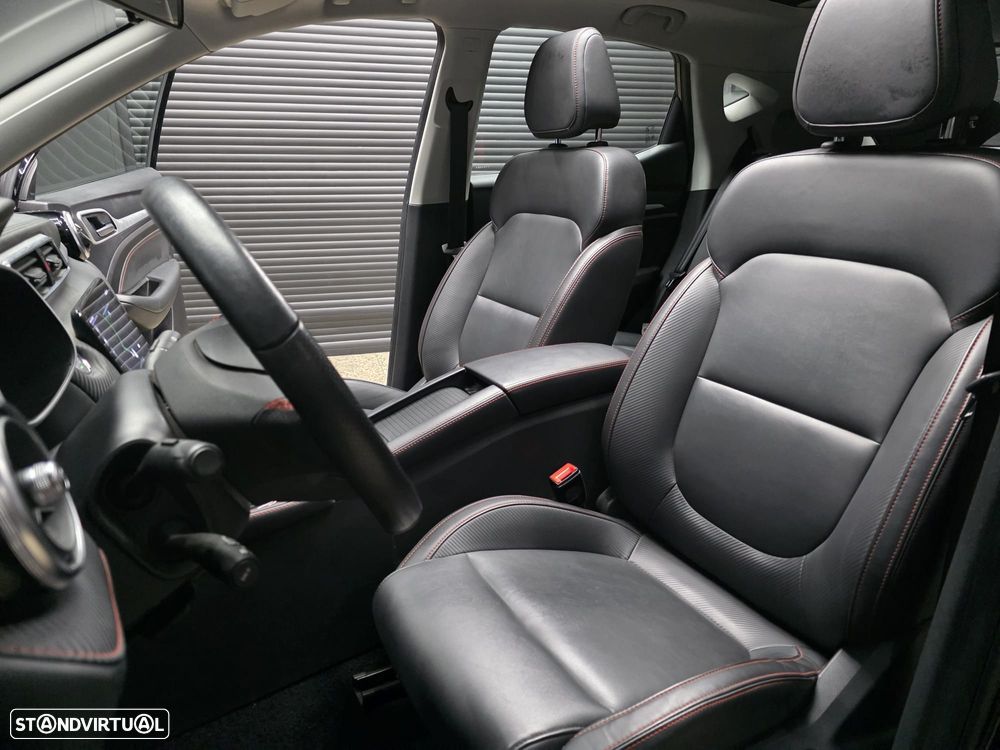 MG ZS Maximal Luxury - 8