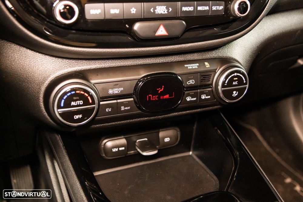 Kia e-Soul Vision - 32